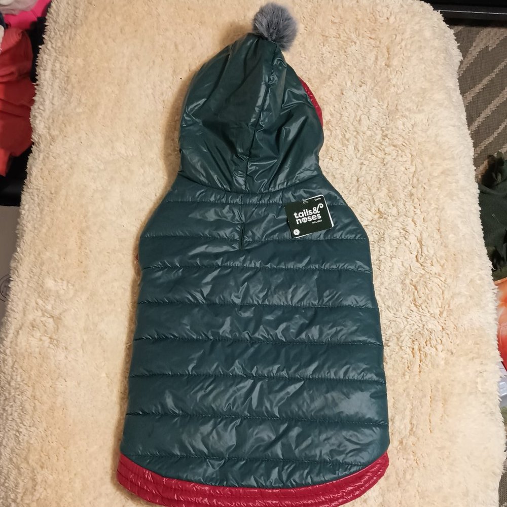 NWT ~Tails & Noses Puffer Dog Jacket w/ Hoodie (Size: Large 16" X 12.5")